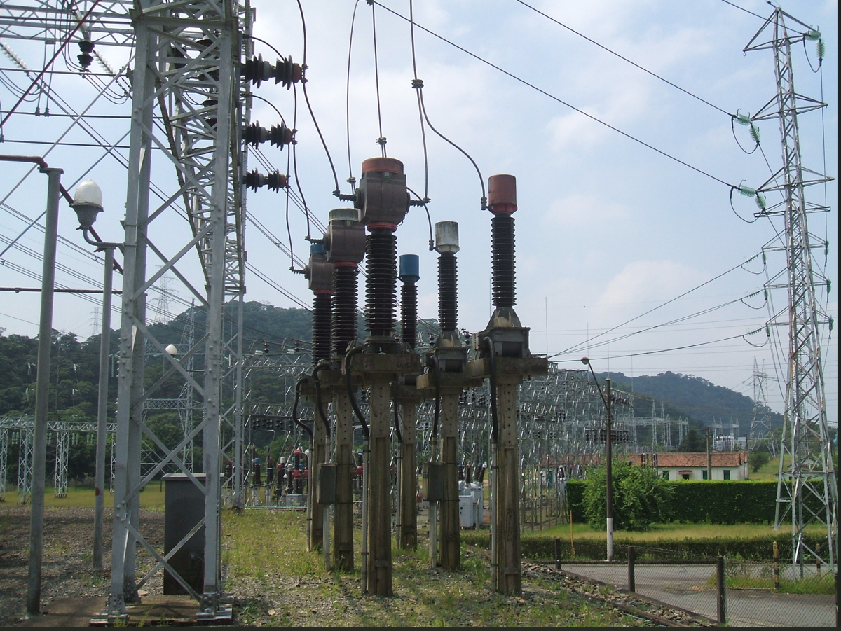 Projeto de comando, controle e proteção; eletromecânico, malha de aterramento, estudo de proteção e especificação técnica de equipamentos na construção de um novo ramal da ETD Bartira, 88 kV